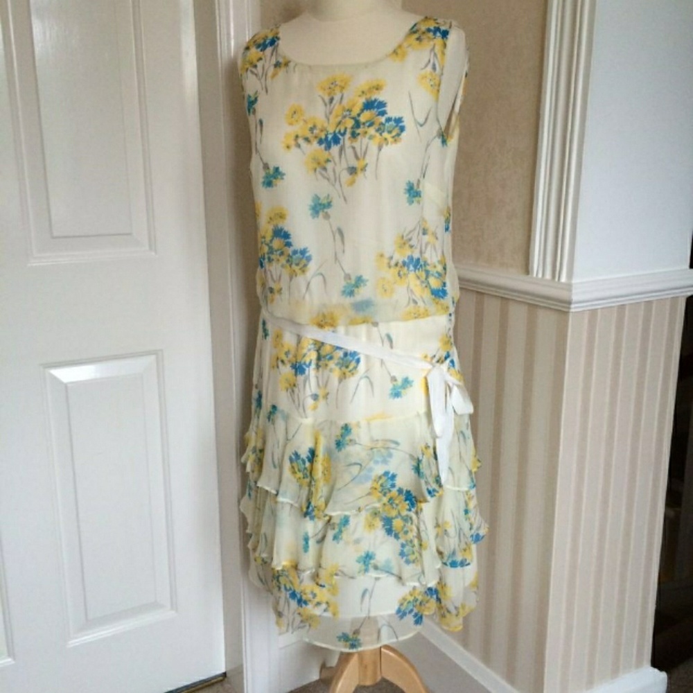 Monsoon Flapper style 100% Silk Dress Size 8